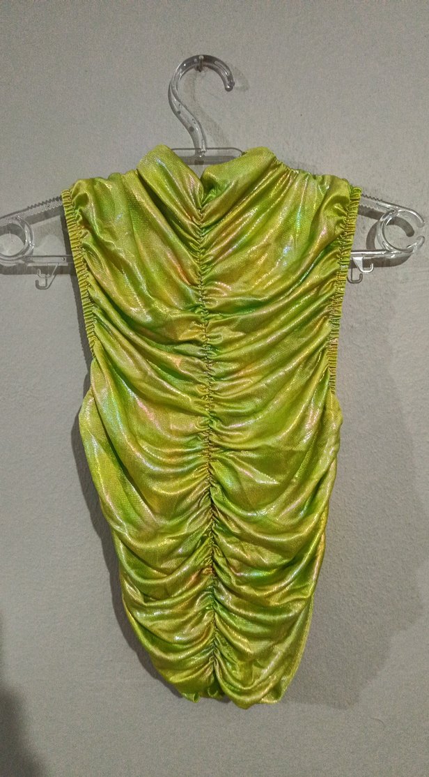 Parlak Yeşil Drapeli Işıltılı Bluz - Görsel 2