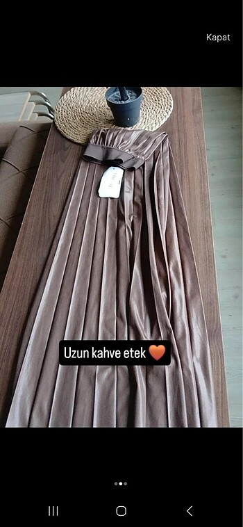 Uzun pileli etek