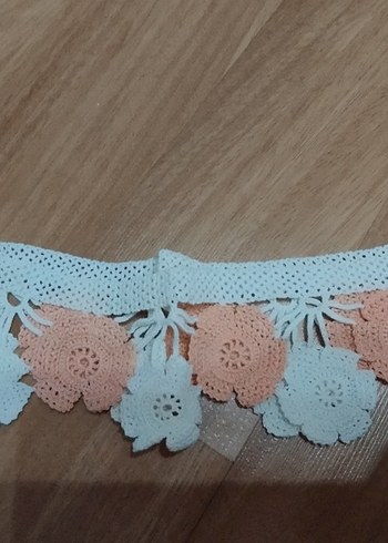 Pastel Renkli Dantel Havlu Kenarı