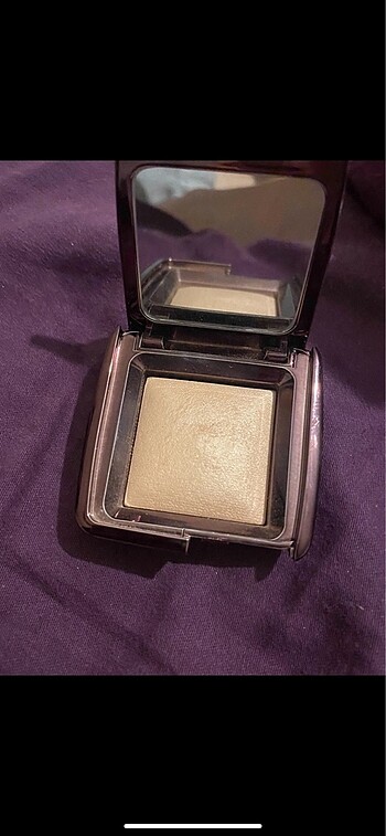 hourglass pudra