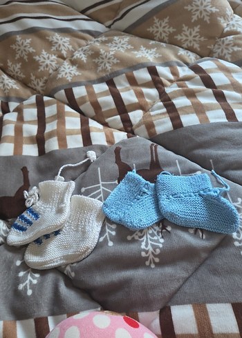 Kışlık Mavi ve Beyaz Örgü Erkek çocuk Patikleri - Görsel 3