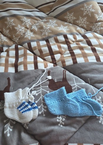 Kışlık Mavi ve Beyaz Örgü Erkek çocuk Patikleri - Görsel 2