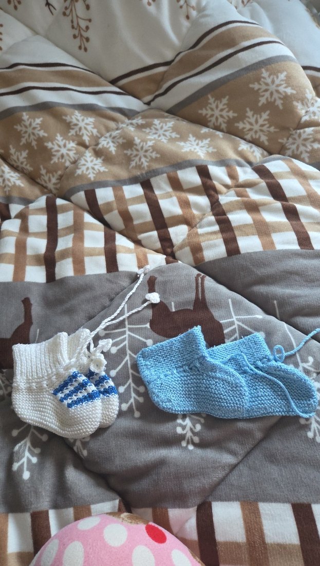 Kışlık Mavi ve Beyaz Örgü Erkek çocuk Patikleri - Görsel 2