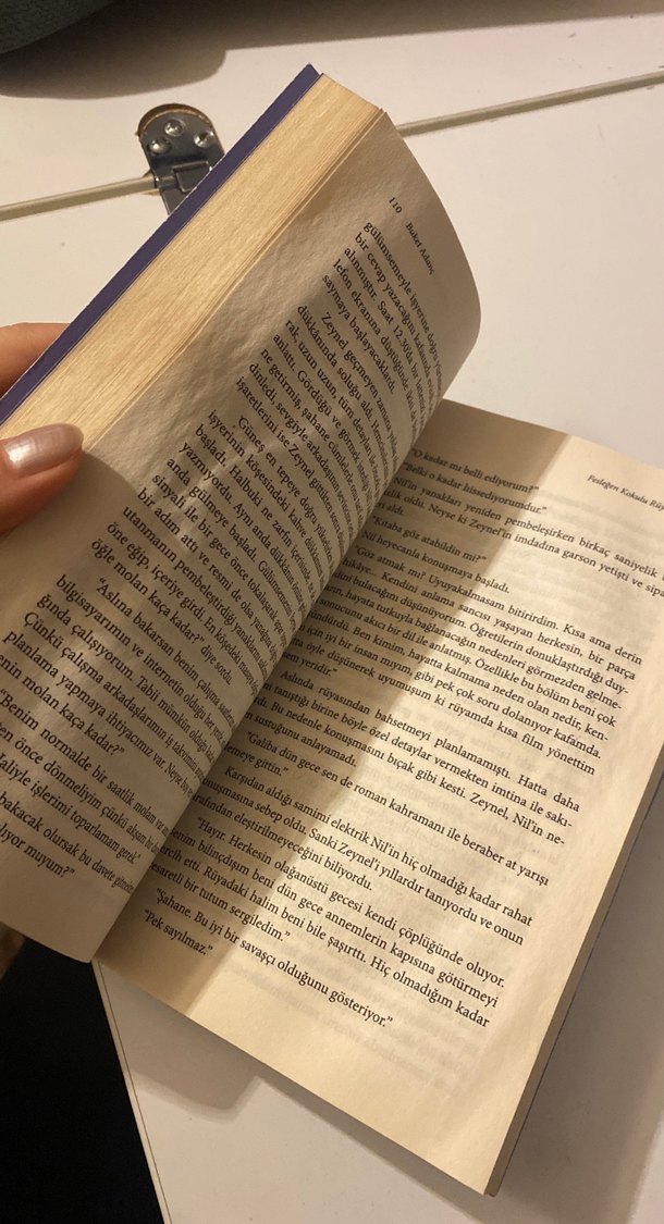 Fesleğen Kokulu Rüyalar - Buket Adanç - Görsel 3