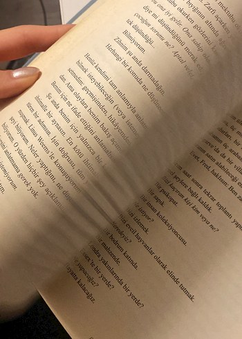 Ölüm Defteri - Kevin Brooks - Görsel 4