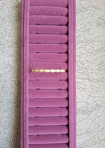 Dantel Detaylı Altın Renk Kadın Bileklik - Görsel 2