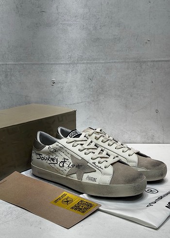 Golden Goose Deluxe Beyaz Gri Sneaker