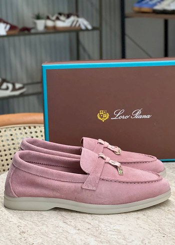 Loro Piana Pembe Süet Tokalı Kadın Loafer
