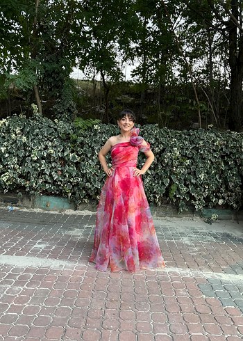 Pembe Batik Desenli Drapeli Uzun Abiye - Görsel 3