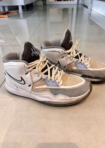Nike Kyrie İnfinity 8