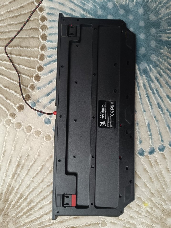 Kırmızı Aydınlatmalı Mekanik Klavye - Görsel 2