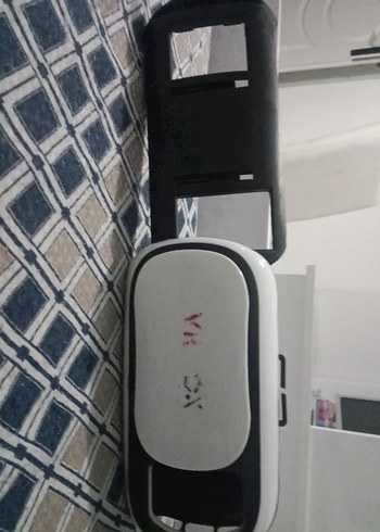 Beyaz VR gözlük