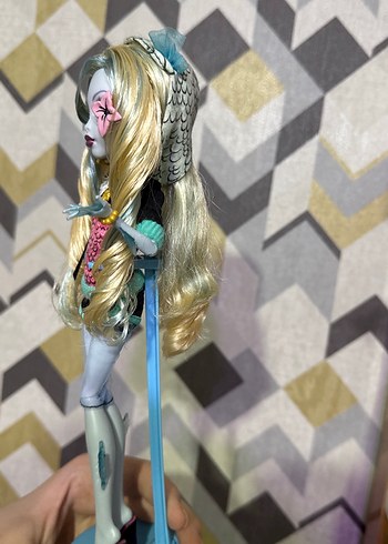 Monster High Pastel Gri Deniz Temalı Bebek