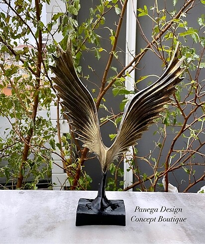 Kuş heykel