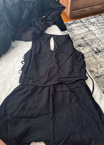 Siyah Drapeli Halter Yaka Kadın Tulum