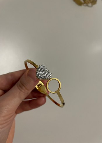 Altın Renkli Parıltılı Kadın Bileklik - Görsel 4