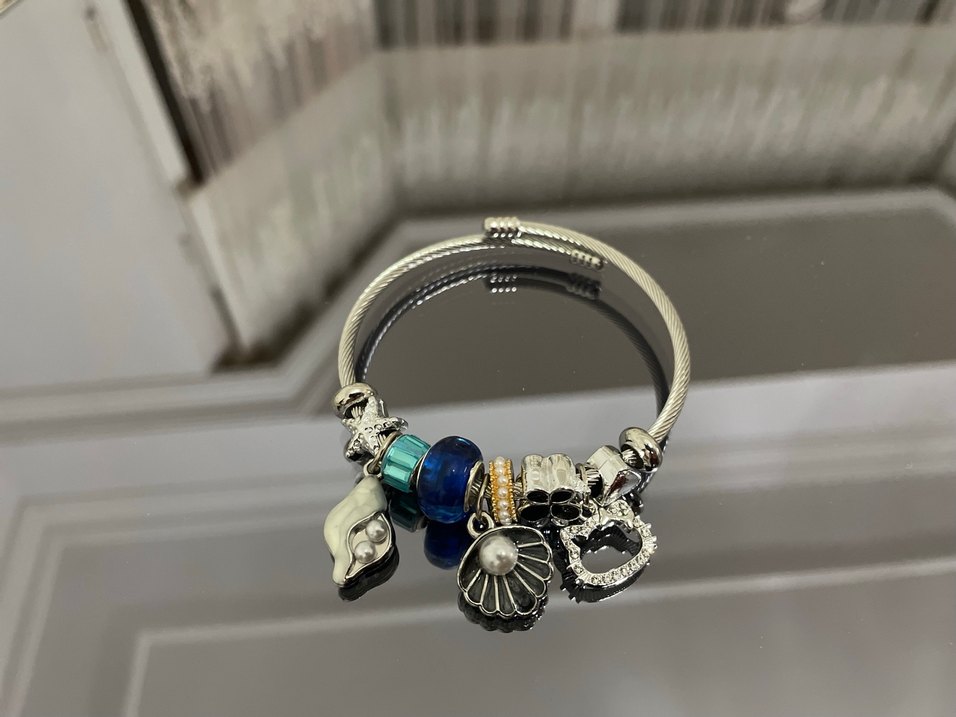 Mavi Kurdele Detaylı Kadın Bileklik - Görsel 2