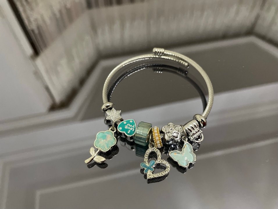 Mavi Kurdele Detaylı Kadın Bileklik - Görsel 5