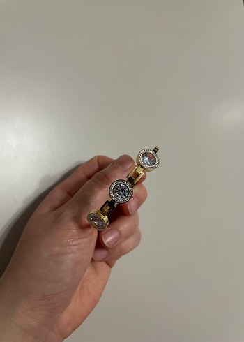 Altın Renkli Tokalı Kadın Bileklik - Görsel 4