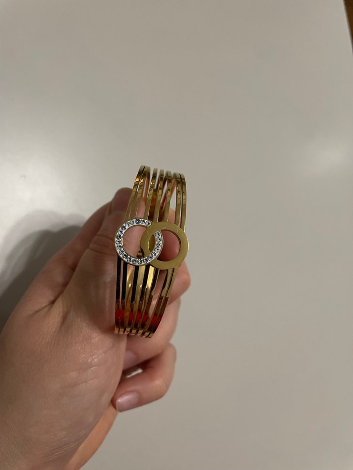 Altın Renkli Tokalı Kadın Bileklik - Görsel 2