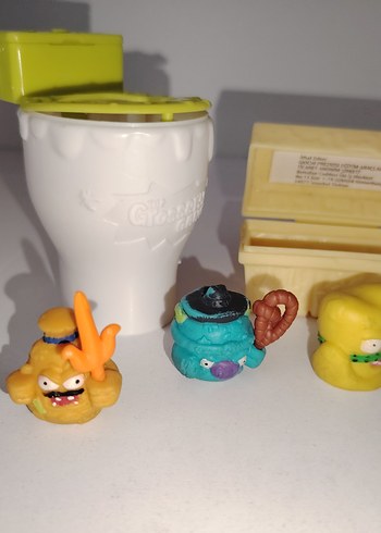 Grossery Gang Figür 3 adet mini çöps + aksesuar