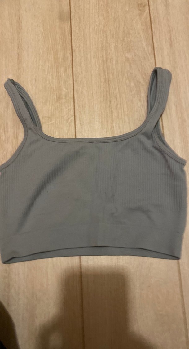 Gri Midi Crop Top, Kolsuz, Spor Tarzı - Görsel 2