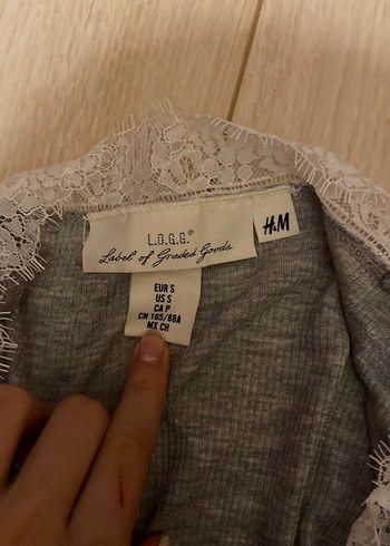 Dantelli Gri Kadın İnce Askılı Atlet - Görsel 2