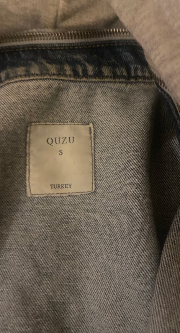 Gri Kapüşonlu Düğmeli Kadın Denim Ceket - Görsel 2