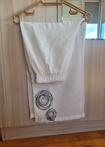 Düğmeli Nakışlı Keten takım - Görsel 2