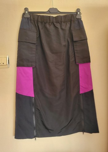 Mor Detaylı Siyah Uzun Kemerli Etek - Görsel 2