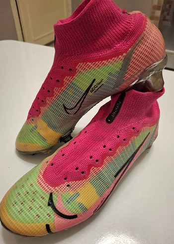 Pembe Bağcıksız Örgü Erkek Futbol Ayakkabısı (orijinal) - Görsel 2