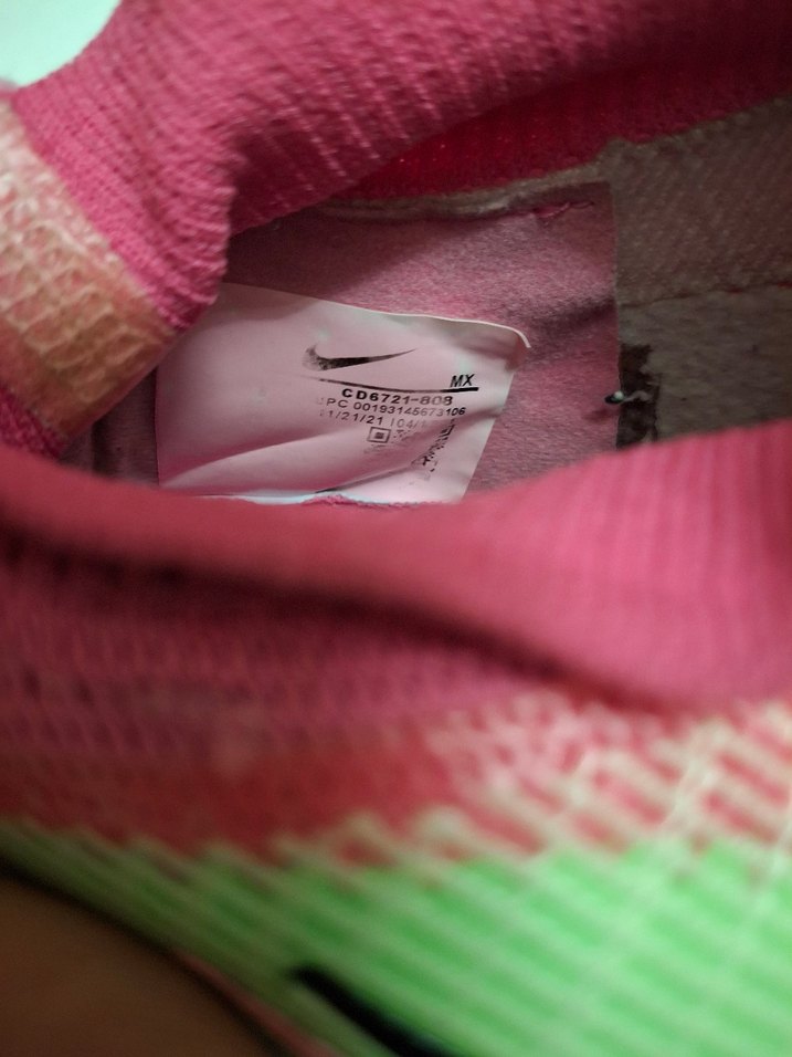 Pembe Bağcıksız Örgü Erkek Futbol Ayakkabısı (orijinal) - Görsel 4