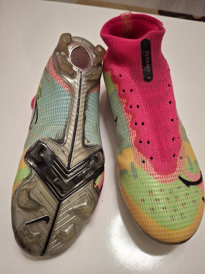 Pembe Bağcıksız Örgü Erkek Futbol Ayakkabısı (orijinal) - Görsel 3