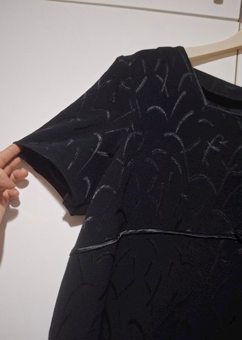 Kemer Detaylı Siyah Midi Ofis Elbisesi - Görsel 2