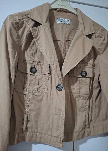 Bej Düğmeli Kadın Ceket - Görsel 2