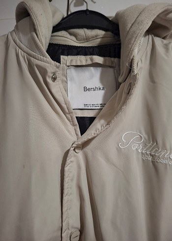 Bershka Bej Kapüşonlu Ceket