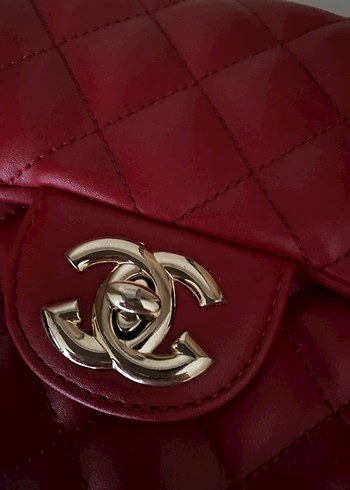 Chanel Klasik Zincir Detaylı Kırmızı Deri Çanta
