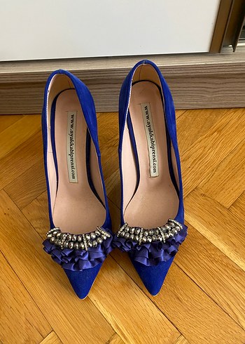 Kadın Mavi Süet Fırfırlı Stiletto