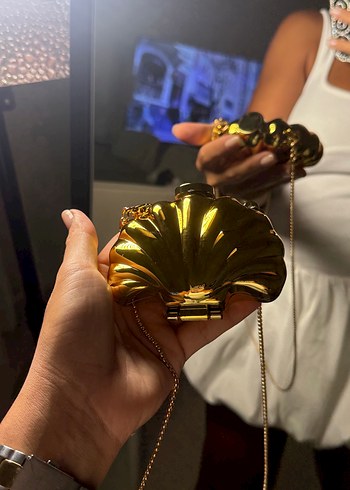 Beden altın Renk Parlak Altın Kabuk Şeklinde Kadın Clutch Çanta