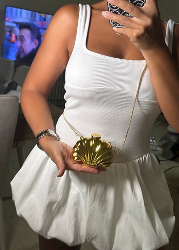Parlak Altın Kabuk Şeklinde Kadın Clutch Çanta