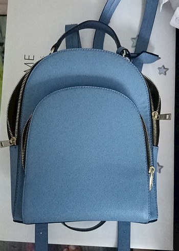 zara Kadın Mavi Fermuarlı Sırt Çantası