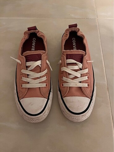 Converse spor ayakkabı