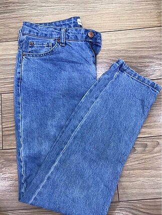 mom jean