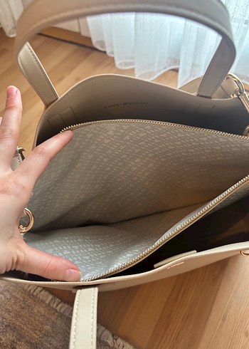 Tommy omuz çantası - Görsel 4