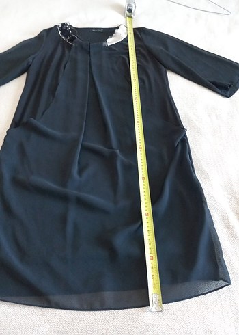 Uzun Siyah Dökümlü Kadın Elbise - Görsel 5