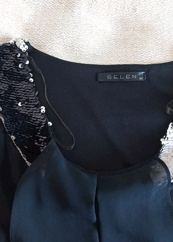 Uzun Siyah Dökümlü Kadın Elbise - Görsel 7