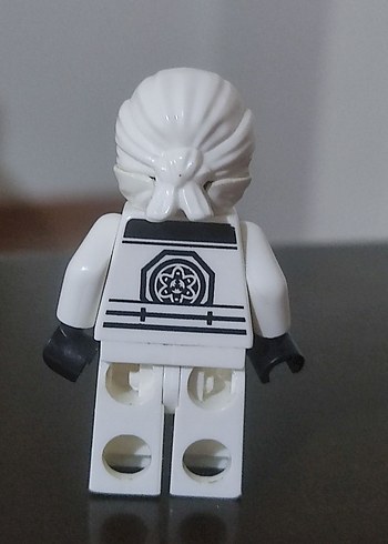 Diğer lego Ninjago Zane figürü
