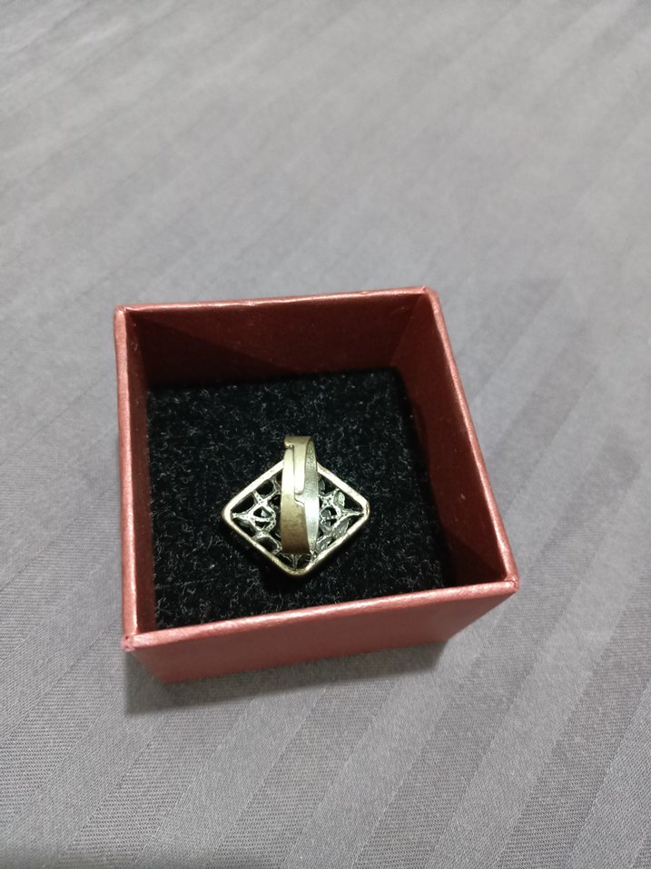 Vintage Altın Renkli Payetli Kadın Yüzük - Görsel 2