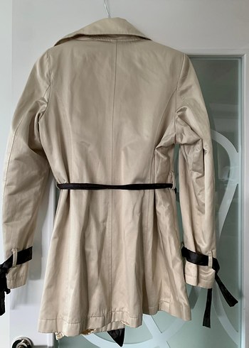 Düğmeli Bej Kadın Trençkot - Görsel 2
