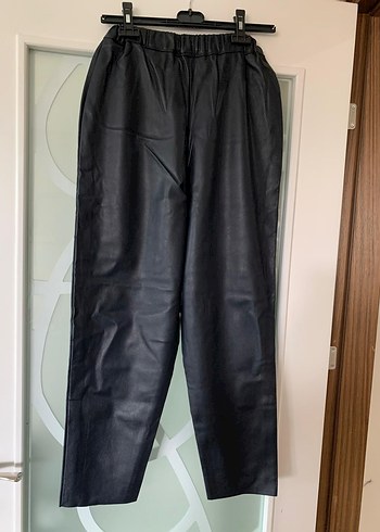 Deri Siyah Belden Bağlamalı Rahat Kesim Kadın Pantolon - Görsel 2